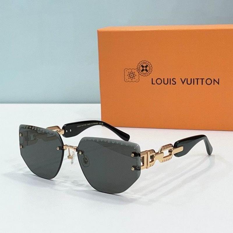 LV Sunglasses 878